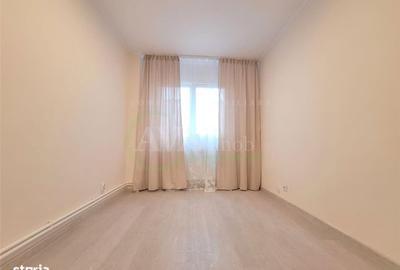 Apartament cu 3 camere decomandat în Central - 1