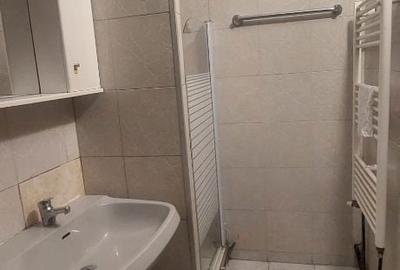 Apartament cu 3 camere decomandat în Centrul Civic - 4