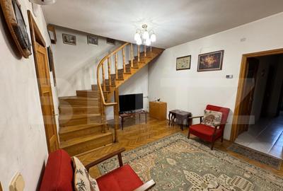 Casa de inchiriat, 200mp, zona Sfintii Apostoli - 1