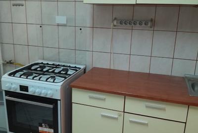 Închiriere Apartament 3 camere, decomandat, 76mp, etaj 1,bloc reabilitat - DIREC - 7
