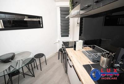 Garsonieră decomandată în E3 - 9