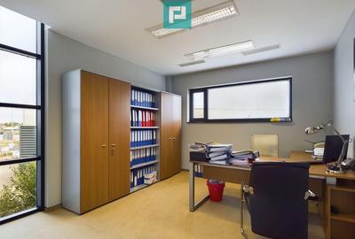 Spa?iu comercial modern cu parcare proprie - 18