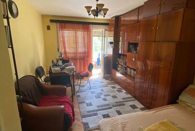 Apartament cu 2 camere decomandat în Micro 15 - 5