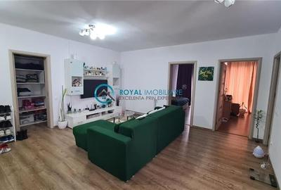 Royal Imobiliare - Vanzare apartament 3 camere zona Traian - 2