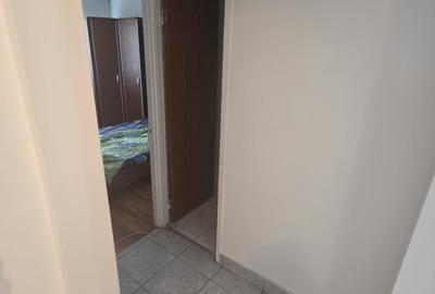 Apartament cu 3 camere semidecomandat în Apărătorii Patriei - 14
