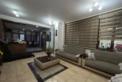 Casă cu 7 camere cu Teren 120 Mp în Colentina - 2