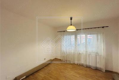 Ap cu 4 camere, 86 mp utili, 2 balcoane, garaj spatios - Zona Tilisca - 17