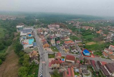 Casă cu 11 camere cu Teren 423 Mp în Haieu - 1