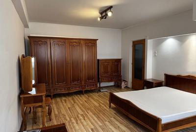 Garsonieră decomandată în Basarab - 7