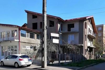 Casă cu Teren 382 Mp în Central - 4