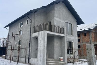 Casă cu 4 camere în Central - 5