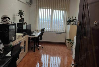 Spațiu comercial, de 16 mp, în Centura - 1