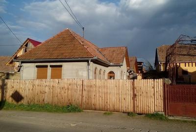 Vand casa cu 3 camere + dependinte, teren 320 mp, sat Ibanesti, str. Principala - 2