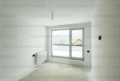 Apartament cu 4 camere decomandat în Tractorul - 4