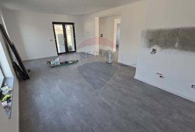 Casa Golesti, Comision 0% - 5