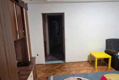 Apartament cu 2 camere semidecomandat în Micro 16 - 6
