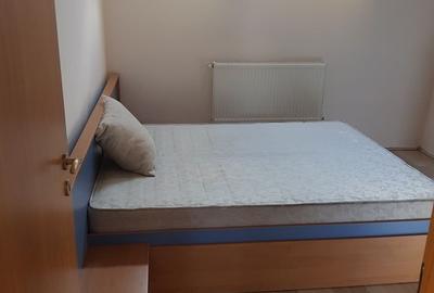 Apartament cu 3 camere decomandat în Soarelui - 8
