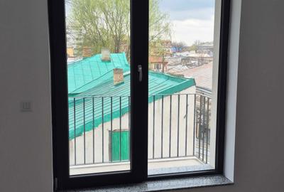 Apartament cu 2 camere decomandat în Școlilor - 1
