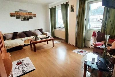 Apartament cu 2 camere decomandat în Centrul Civic