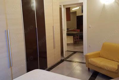 Vanzare ap 2 camere in casa (zona p-ta catedralei) - 3