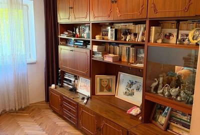 Apartament cu 4 camere decomandat în Crângași - 3