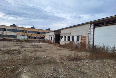 Spațiu industrial, de 1,700 mp, în Central - 2