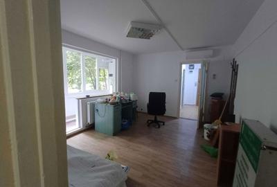 Apartament cu 3 camere în Gheorghe Lazăr - 13
