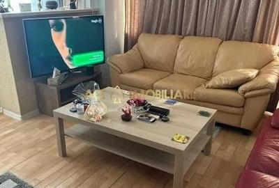 Garsonieră decomandată, mobilată în Unirii