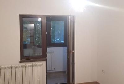 Apartament cu 3 camere în Central - 2