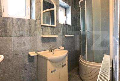 Casă cu Teren 1023 Mp în Central - 17