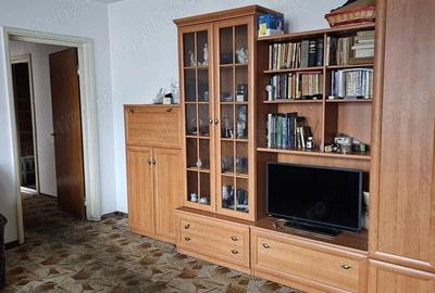 Apartament cu 3 camere semidecomandat, mobilat în Gorjului - 4