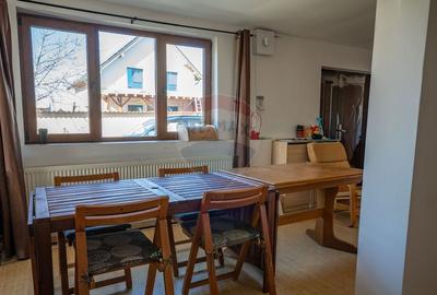 Casa / Vila de Vanzare - 7