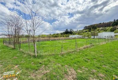 Casă cu 6 camere cu Canalizare în Central - 17