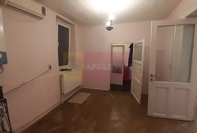 Casa la Piata Romana 2 Camere la Curte pe Strada Nicolae Iorga - 13