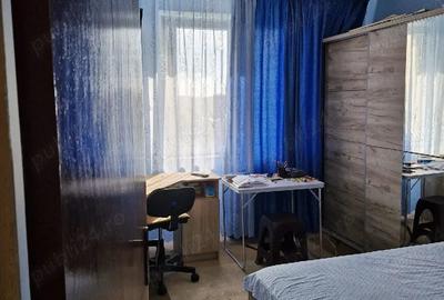 Apartament cu 3 camere decomandat în Apărătorii Patriei - 4