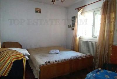 Casă cu 5 camere cu Teren 571 Mp în Slănic - 3