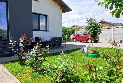 Casă cu 4 camere în Radu Negru - 2