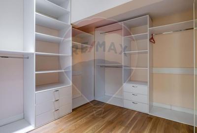 Penthouse de vanzare in Mamaia vedere frontala lac si marea Neagra - 46