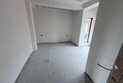 Duplex cu 4 camere cu Canalizare în Sud - 12