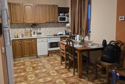 Casă cu 3 camere cu Teren 400 Mp în Sinaia - 2
