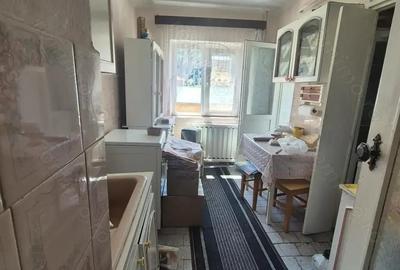 Apartament cu 3 camere decomandat în Sud - 3