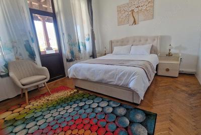 Apartament cu 5 camere semidecomandat în Unirii - 2