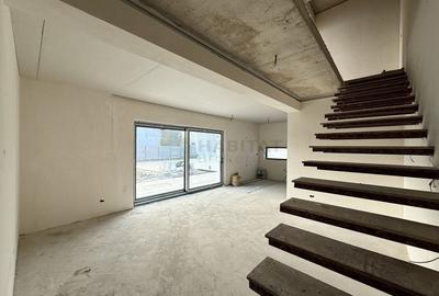 Complex boutique- 2 Vile individuale 6 camere - 17