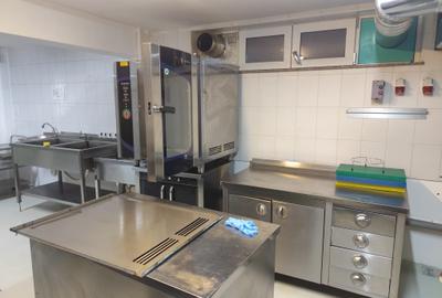 URGENT!, BLOC NOU, 2 INTRARI, SPATIU PRETABIL HORECA, NEGOCIABIL - 3