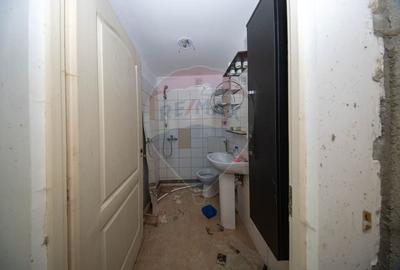 Casă individuală cu 8 camere cu Teren 622 Mp în Moieciu de Jos - 22