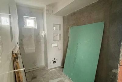 Apartament cu 3 camere decomandat în Central - 8