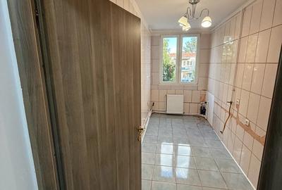 Apartament cu 3 camere decomandat în Gojdu - 8