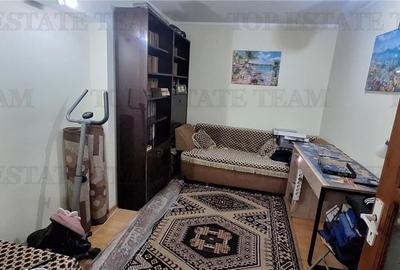 Casa  spatioasa cu 5 camere si curte proprie in Zona Bratianu, Constanta - 4