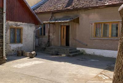 De vanzare:2 case de locuit. Casa de locuit ?i casa de locuit P+E1 De vanzare:2 case de locuit. Casa de locuit ?i casa de locuit P+E1 - 8