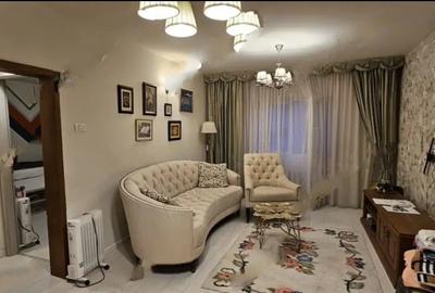 Apartament cu 4 camere decomandat în Unirii